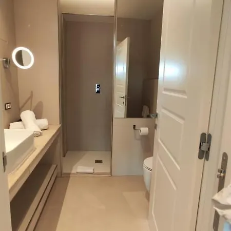 Pagoda Lifestyle 4*