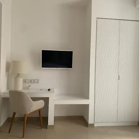 Pagoda Lifestyle Готель 4*