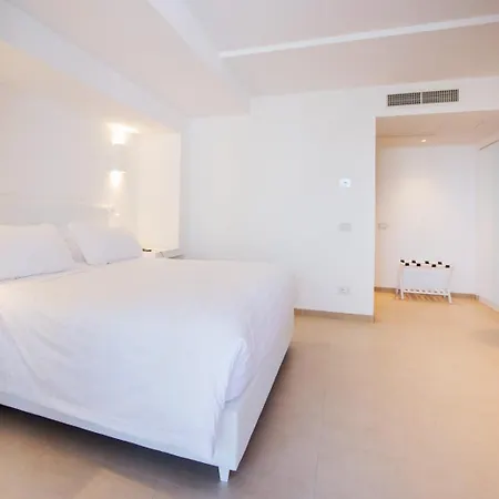 Pagoda Lifestyle Готель 4*